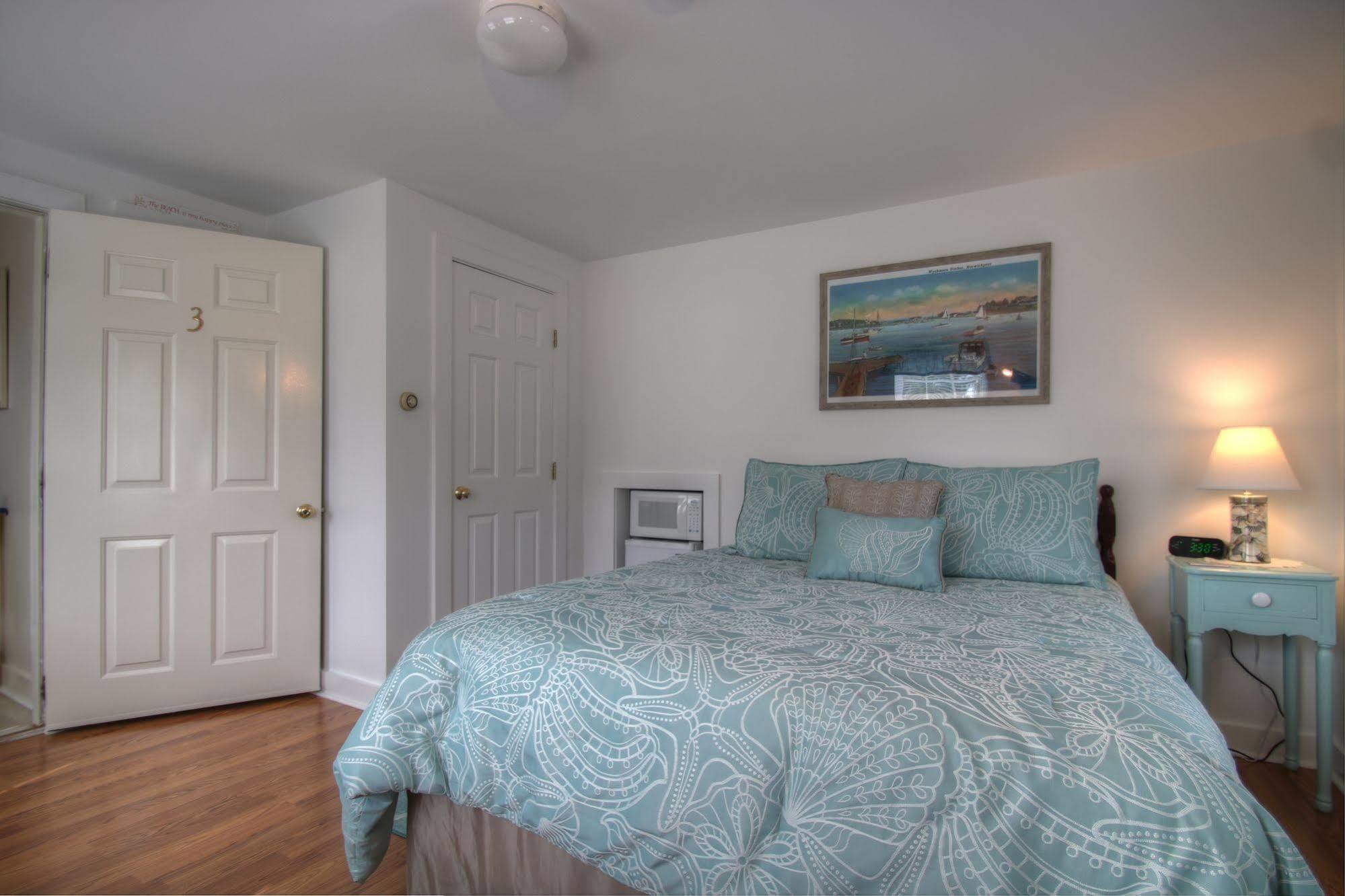 The Tern Inn Bed & Breakfast And Cottages West Harwich Exteriör bild