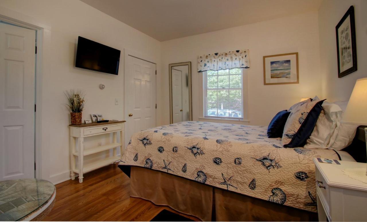 The Tern Inn Bed & Breakfast And Cottages West Harwich Exteriör bild